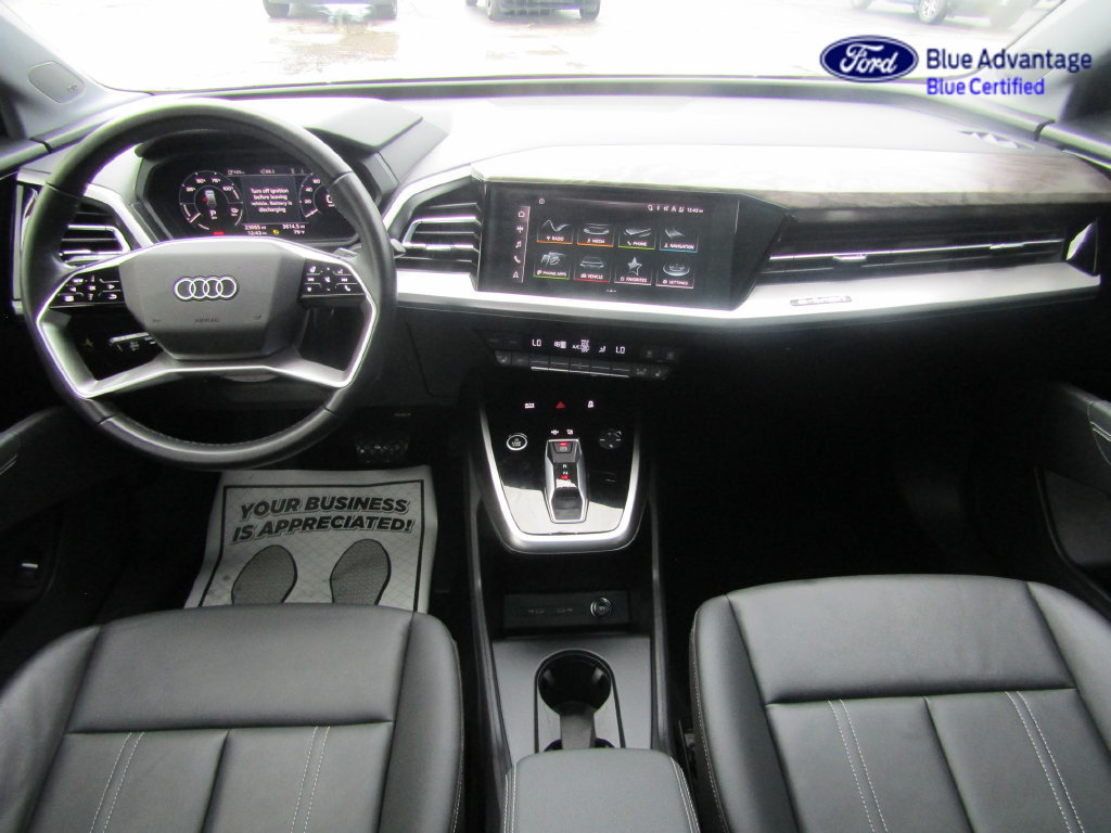 Used 2022 Audi Q4 e-tron Premium Plus w/ Premium Plus AWD/4WD image 4