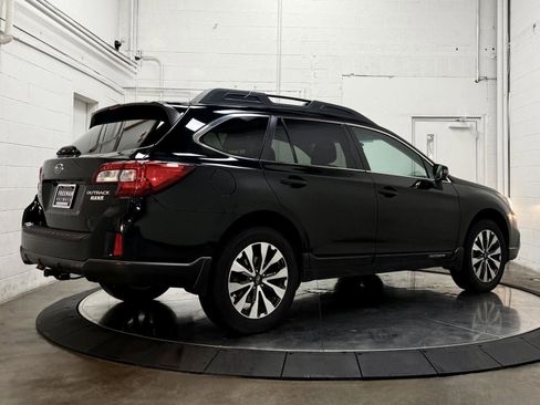 Used 2015 Subaru Outback 2.5i Limited image 7