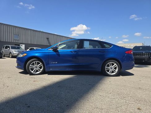 Used 2018 Ford Fusion S FWD image 10