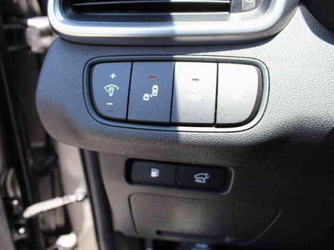 Used 2016 Kia Sorento SX FWD image 14