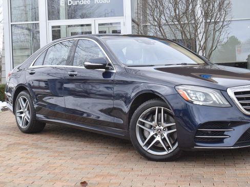 Used 2019 Mercedes-Benz S 560 4MATIC Sedan image 3