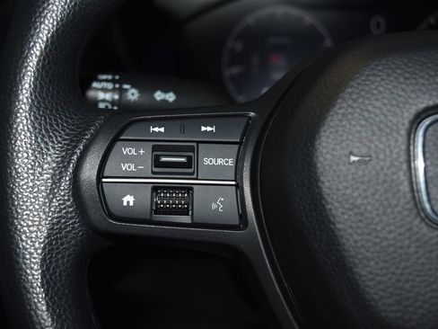 Used 2024 Honda HR-V LX image 7
