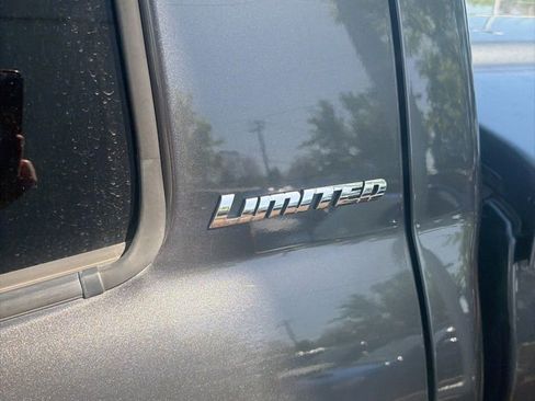 Used 2011 Toyota Tundra Limited w/ Memory Pkg AWD/4WD image 7