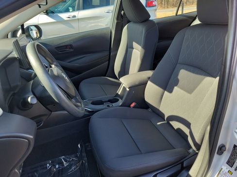 Certified 2024 Toyota Corolla LE image 12