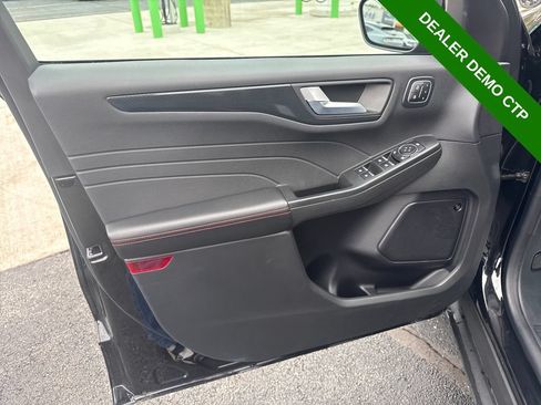 Used 2024 Ford Escape ST-Line Select w/ Tech Pack #2 AWD/4WD image 28