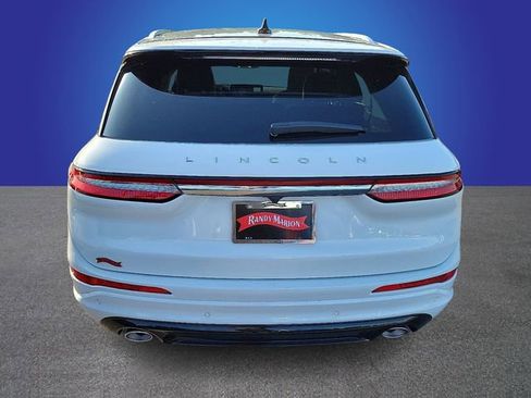 New 2024 Lincoln Corsair Grand Touring image 4