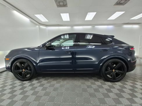 New 2026 Porsche Cayenne Coupe AWD/4WD image 2