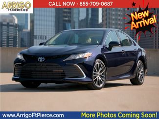 Used 2021 Toyota Camry SE FWD video 1