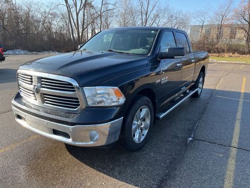 Used 2016 RAM 1500 Big Horn image 2