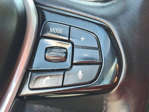 Used 2019 BMW 530i xDrive w/ Convenience Package AWD/4WD image 24