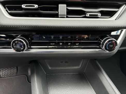 New 2026 Chevrolet Equinox LT w/ Safety and Technology Package FWD image 20
