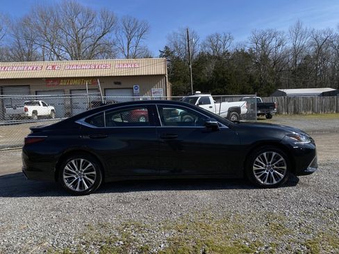 Used 2023 Lexus ES 350 w/ Premium Package image 4