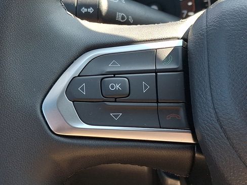 Used 2026 Jeep Compass Limited AWD/4WD image 22