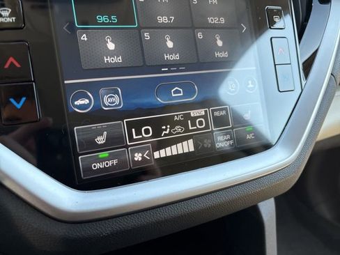 New 2025 Subaru Ascent Limited image 9