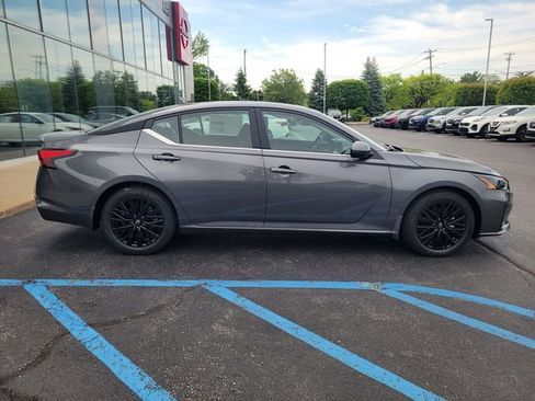 New 2026 Nissan Altima 2.5 SV FWD image 3