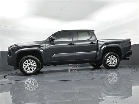 Certified 2026 Toyota Tacoma SR RWD image 32