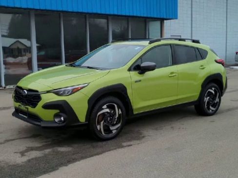 Used 2026 Subaru Crosstrek 2.5i Limited w/ Crosstrek Mirror Package image 4