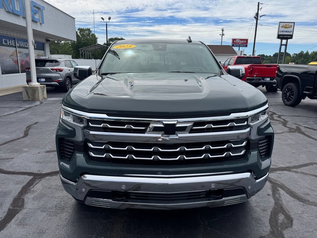Certified 2025 Chevrolet Silverado 1500 LTZ AWD/4WD image 16