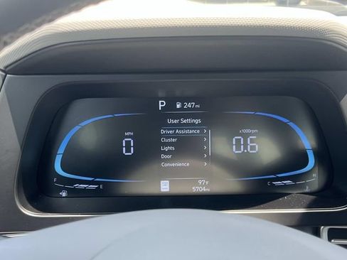 Certified 2025 Hyundai Elantra Sport FWD image 35