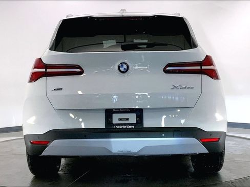 New 2026 BMW X3 xDrive30i w/ Premium Package AWD/4WD image 3
