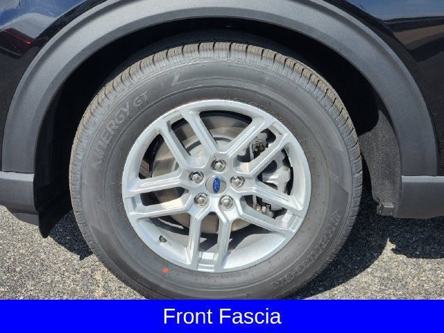 New 2026 Ford Explorer Active w/ Active Comfort Package RWD image 10