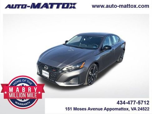 Used 2023 Nissan Altima 2.5 SR image 1
