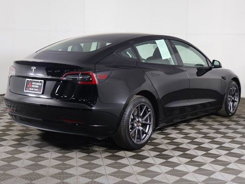 Used 2021 Tesla Model 3 Standard Range Plus image 11