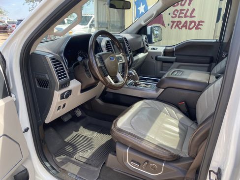 Used 2019 Ford F150 Limited w/ Trailer Tow Package image 12