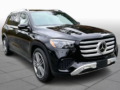 New 2026 Mercedes-Benz GLS 450 4MATIC image 2