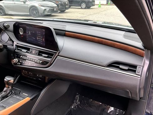 Used 2022 Lexus ES 350 w/ Premium Package FWD image 19