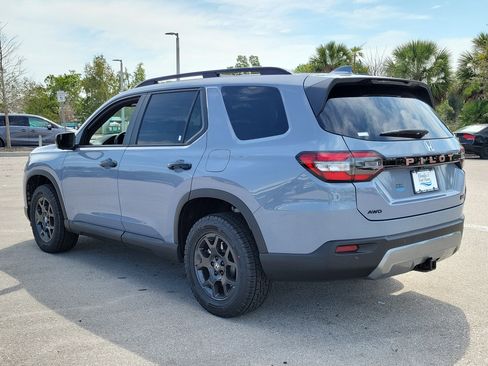 New 2026 Honda Pilot TrailSport image 5