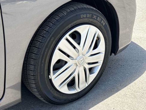 Used 2019 Honda Fit LX image 12