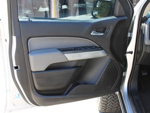 Used 2016 Chevrolet Colorado LT image 33