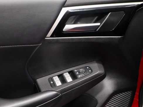 Used 2024 Mitsubishi Outlander SE image 24