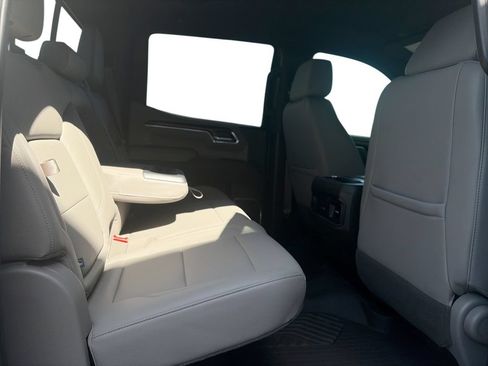 Certified 2025 Chevrolet Silverado 1500 LT AWD/4WD image 28