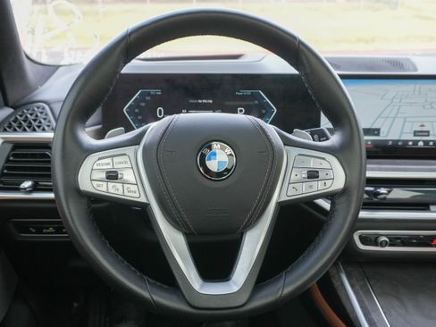 Certified 2025 BMW X7 xDrive40i image 19