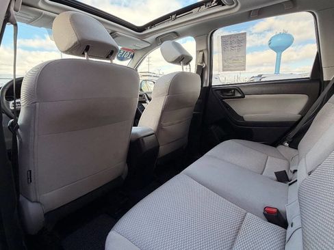 Used 2015 Subaru Forester 2.5i Premium w/ Popular Package #2 image 17