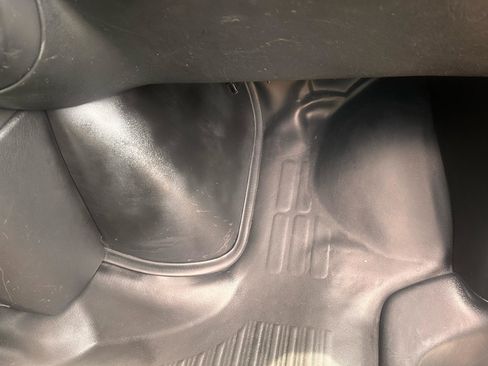 Used 2019 Chevrolet Express 2500 RWD image 43