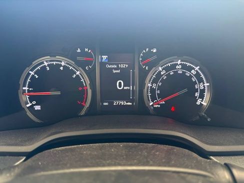 Used 2024 Toyota 4Runner TRD Sport AWD/4WD image 18