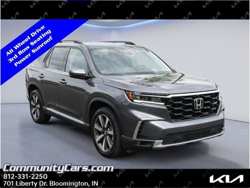 Used 2025 Honda Pilot Elite image 1