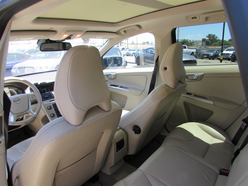 Used 2012 Volvo XC60 3.2 FWD image 24