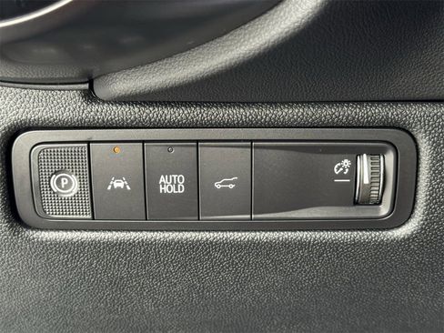 New 2026 Chevrolet Equinox EV RS image 17