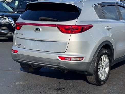 Used 2017 Kia Sportage LX w/ LX Popular Package AWD/4WD image 37