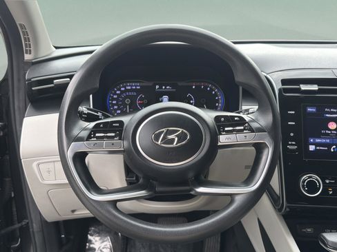 Used 2022 Hyundai Tucson SEL FWD image 19