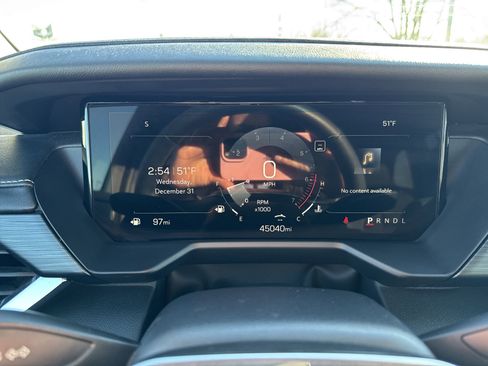 Used 2024 GMC Acadia Elevation w/ Luxury Package image 15