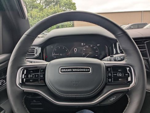 New 2026 Jeep Grand Wagoneer Summit AWD/4WD image 26