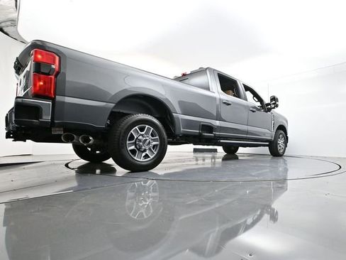 New 2026 Ford F350 Lariat RWD image 32