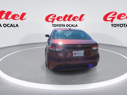 Used 2022 Toyota Corolla LE image 7