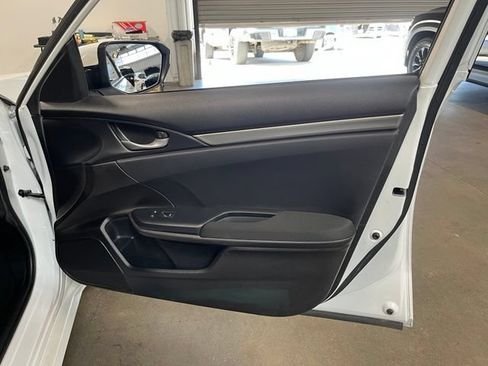 Used 2020 Honda Civic LX image 12