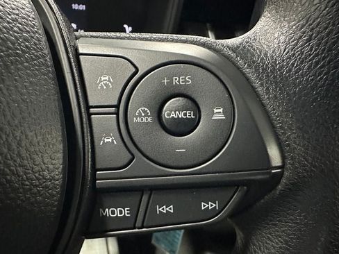 Used 2026 Toyota Corolla LE FWD image 20